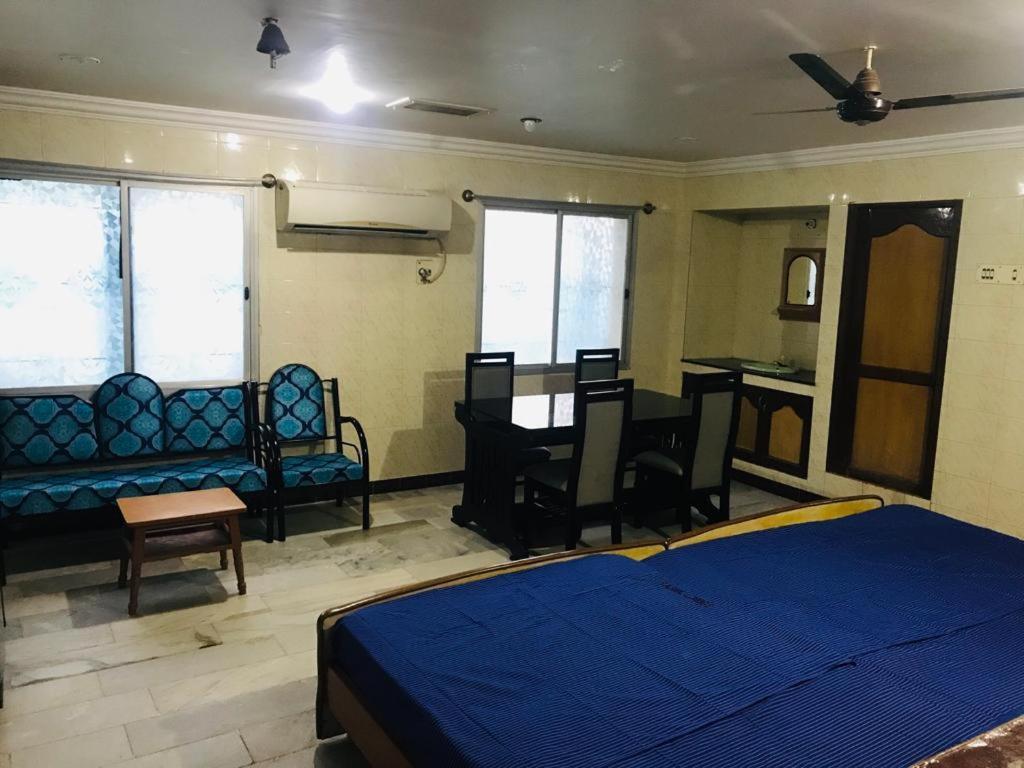 Royal Rasool Residency Paramagudi Exterior foto